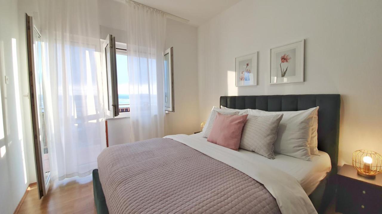 Seaview Apartment With Balcony And Terrace Barac Crikvenica Exteriör bild